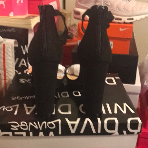 Black Platform chunky heels - Picture 4 of 5